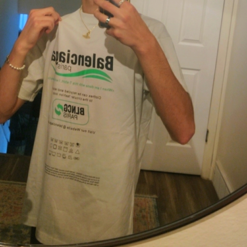 Balenciaga recycle shirt
